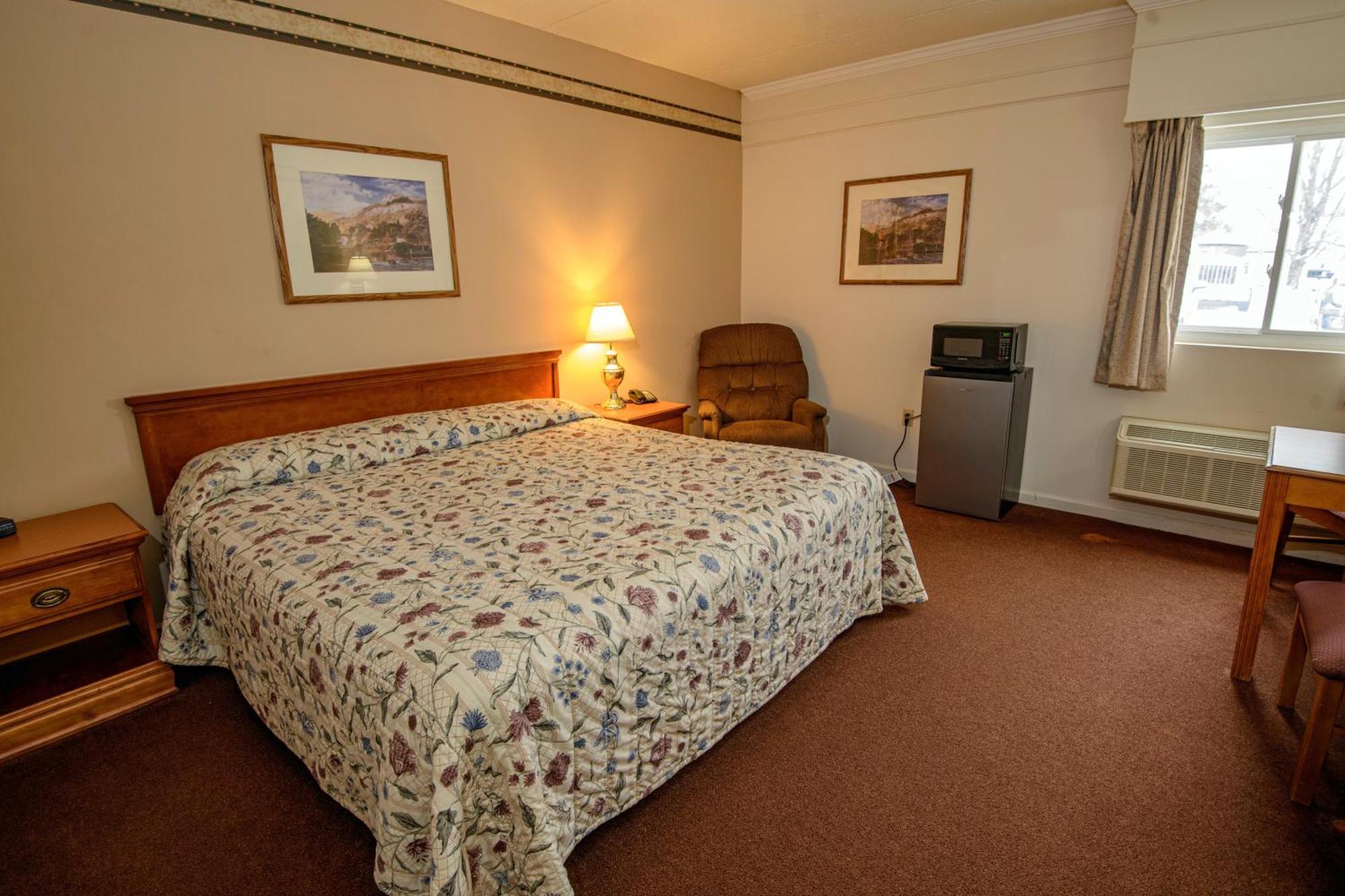 Westgate Hotel 2*